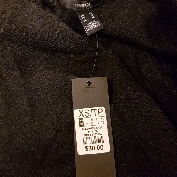 Forever 21 cropped sweater - Picture 4 of 4